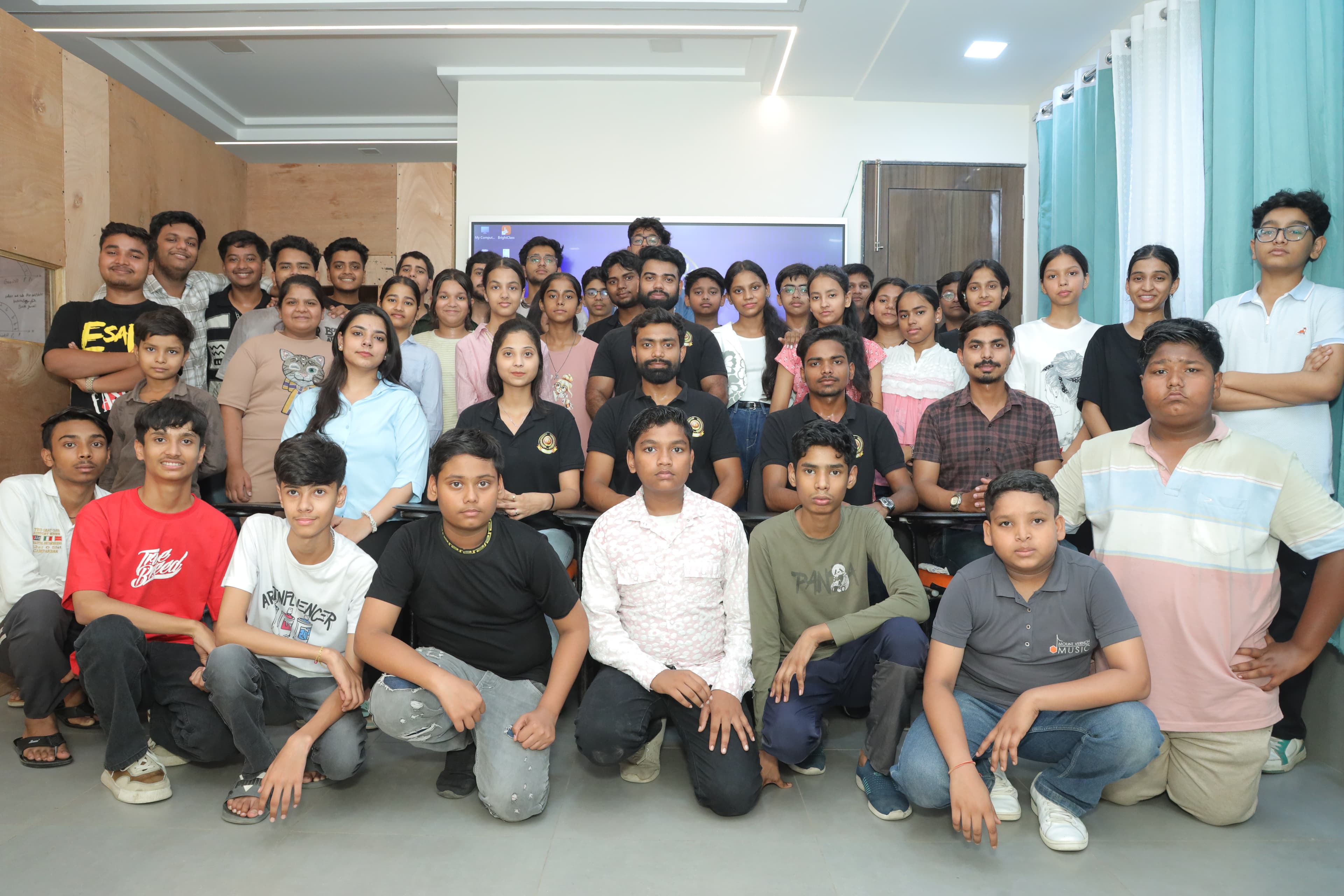 IDL Foundation Team in 2021